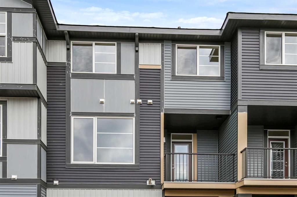 12 Waterford Glen, Chestermere, Alberta, T1X2T8