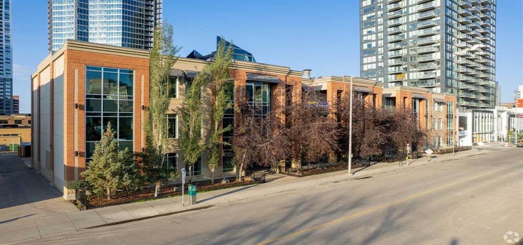 #203 221 10 Avenue SE, Calgary, Alberta, T2P 0V9