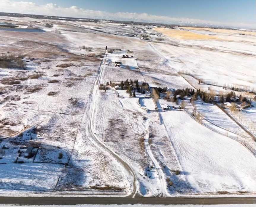 260235 Range Road 23, Rural Rocky View County, Alberta, T2P 4L4