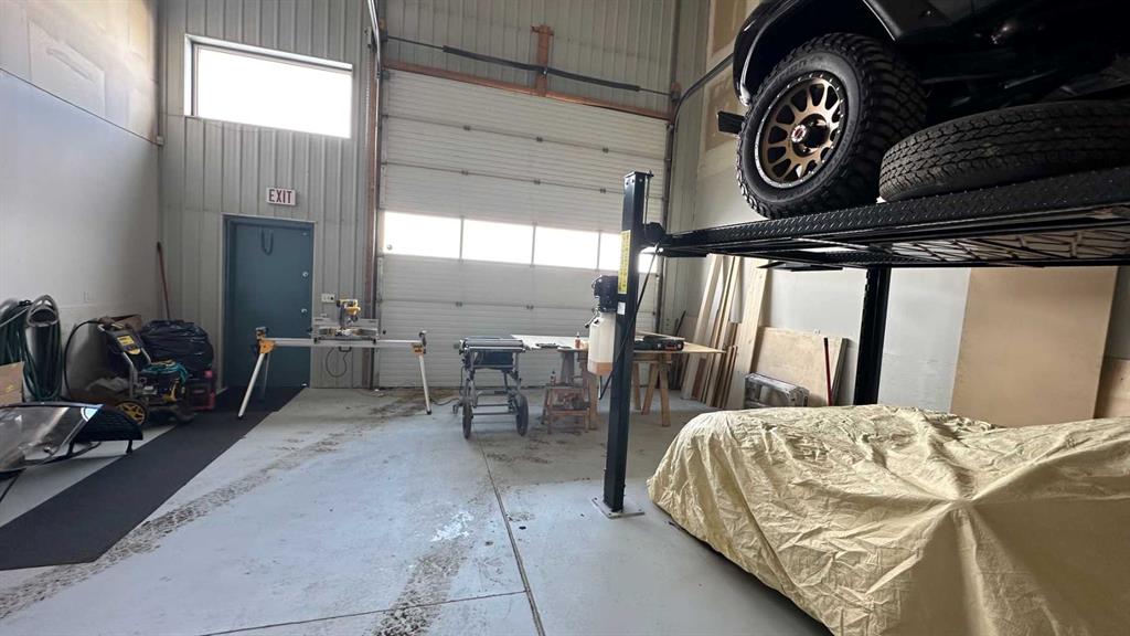 27 Mccool Crescent, Crossfield, Alberta, T4B 4L5