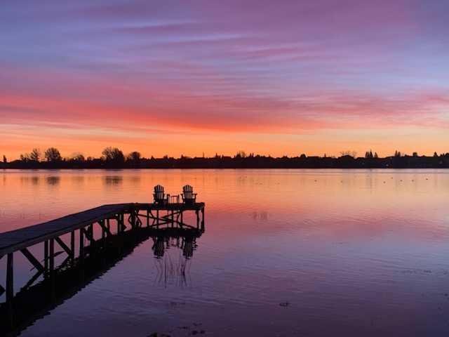 732 West Chestermere Drive, Chestermere, Alberta, T1X 1B5