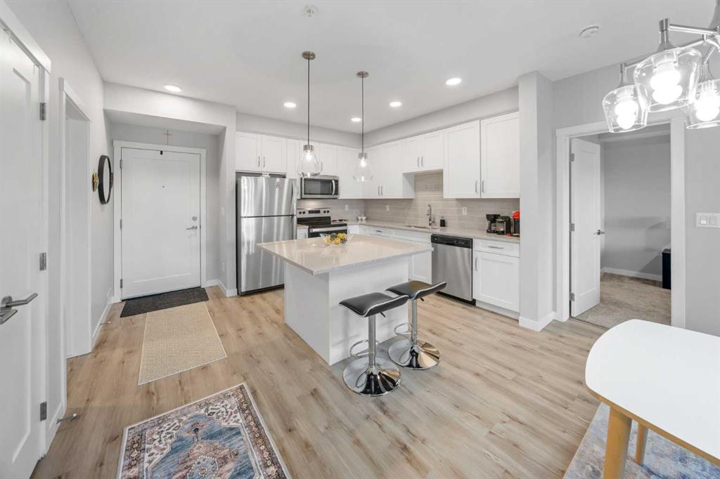 #205 150 Shawnee Square SW, Calgary, Alberta, T2Y 0T6