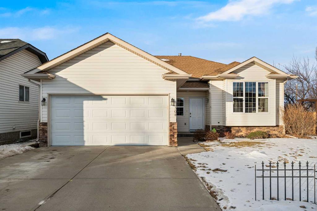 308 Highwood Village Place NW, High River, Alberta, T1V 1W1