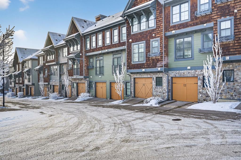 235 Ascot Circle SW, Calgary, Alberta, T3H 0X2