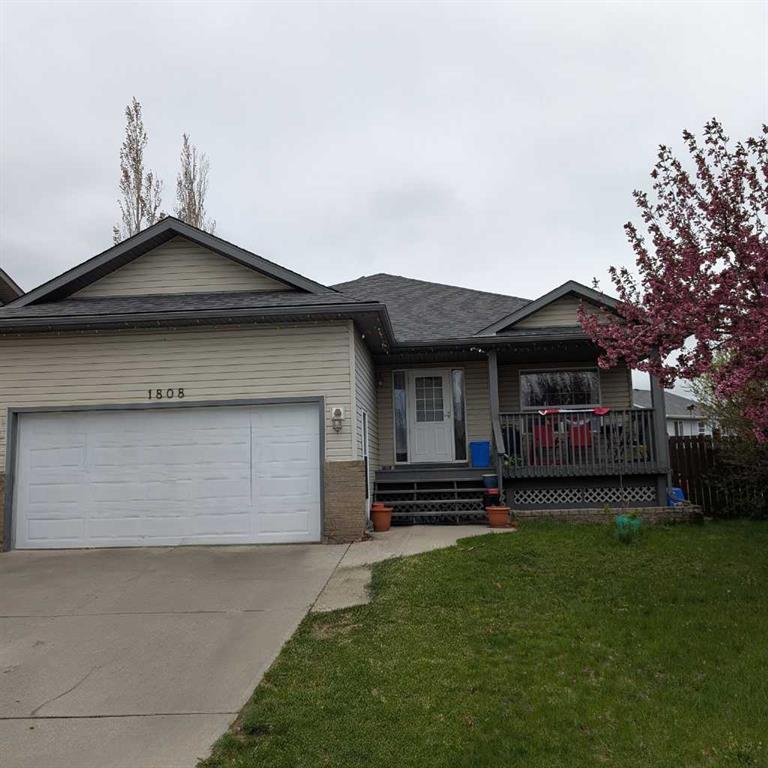 1808 Strathcona Bay, Strathmore, Alberta, T1P 1S9