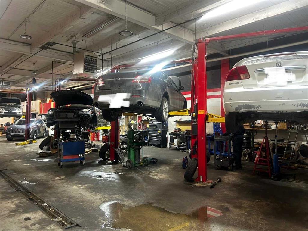 933A 48 Avenue SE, Calgary, Alberta, T2G2A7