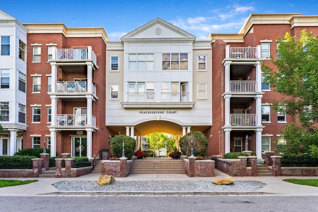 #3305 5605 Henwood Street SW, Calgary, Alberta, T3E 7R2