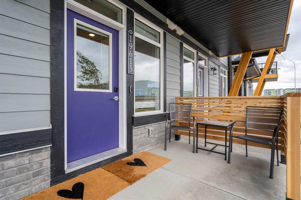 19615 45 Street SE, Calgary, Alberta, T3M 3A7