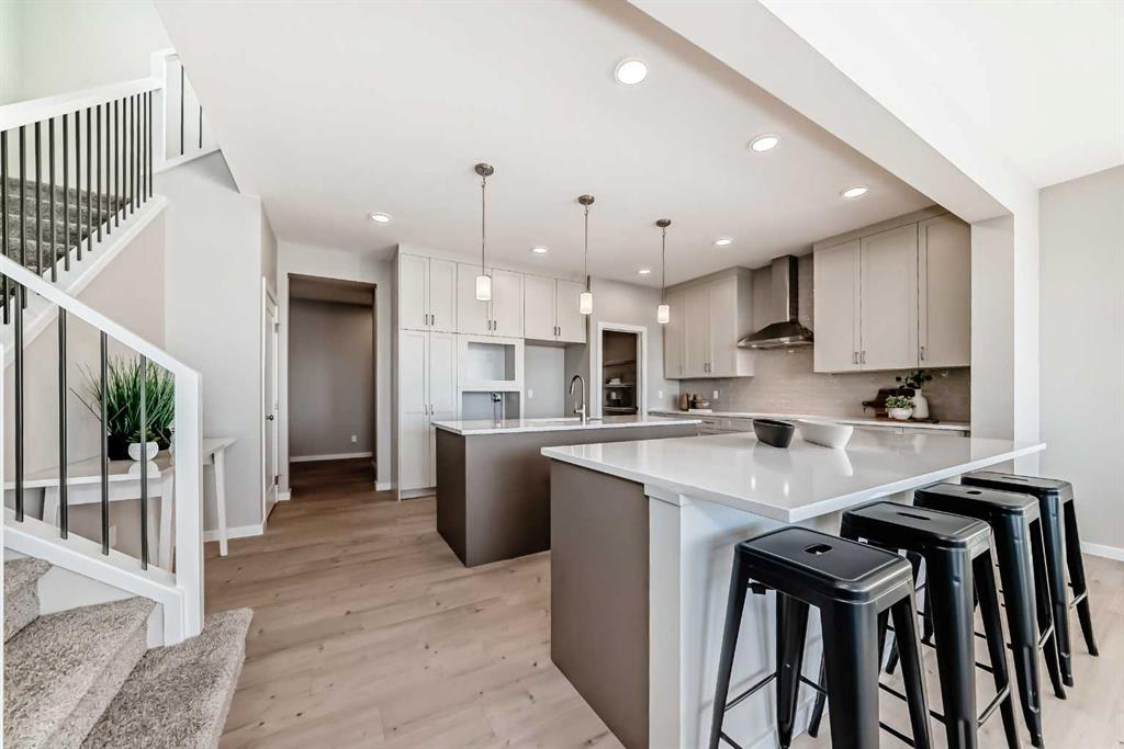 72 Lewisburg Close NE, Calgary, Alberta, T3P 2N4