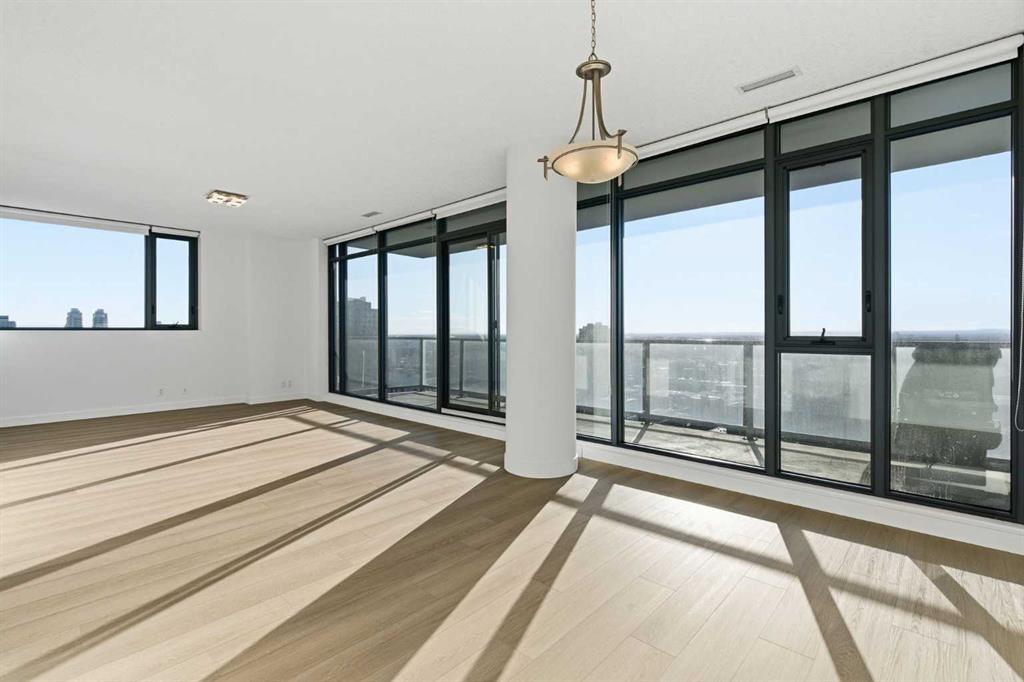 #2807 1010 6 Street SW, Calgary, Alberta, T2R 1B4