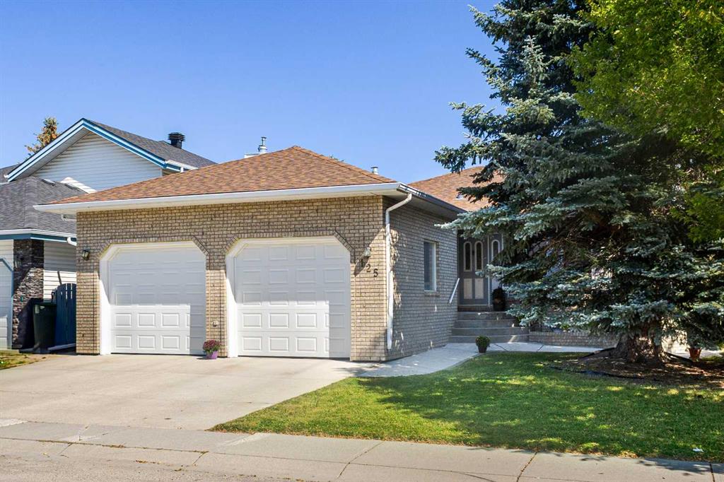 125 Edgebrook Road NW, Calgary, Alberta, T3A 4N3