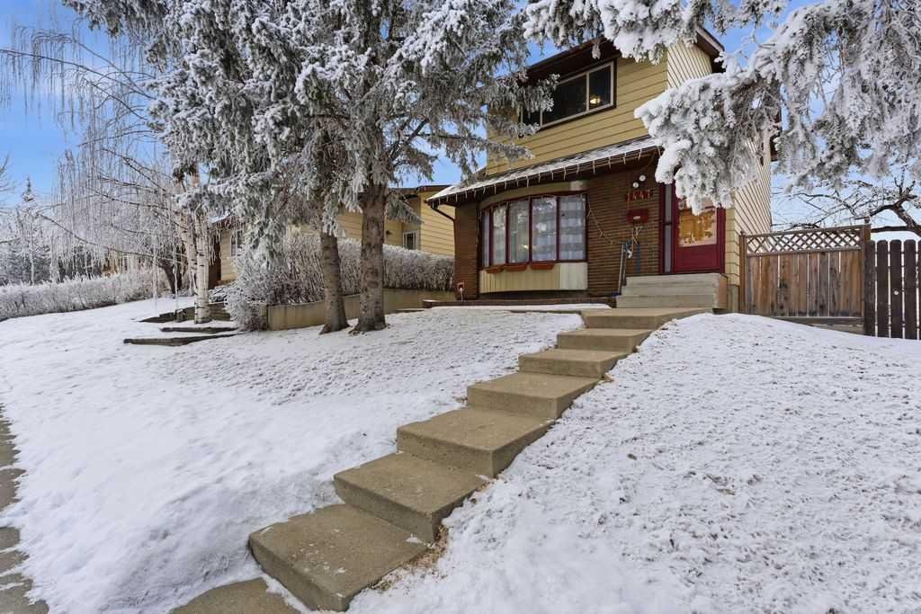 1447 Berkley Drive NW, Calgary, Alberta, t3k1t6