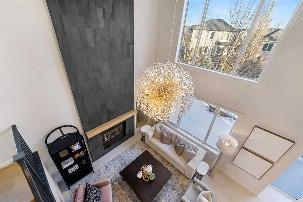 125 Discovery Place SW, Calgary, Alberta, T3H 4N5