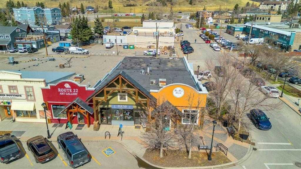 107 First Avenue W, Cochrane, Alberta, T4C 1A5