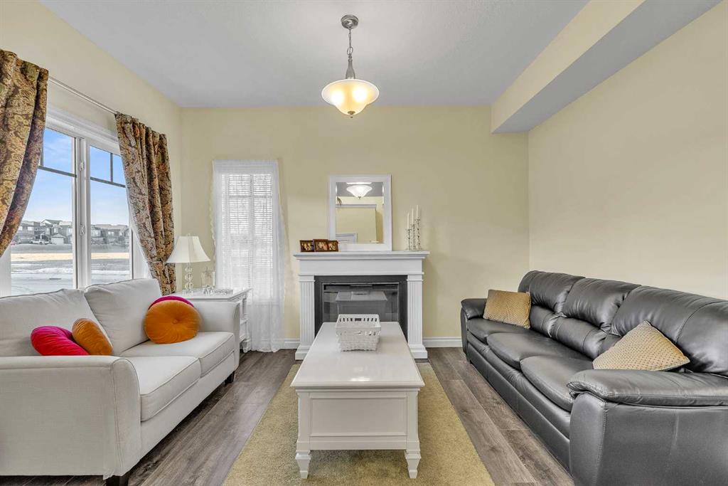 1100 Bayview Gardens SW, Airdrie, Alberta, T4B 5K4