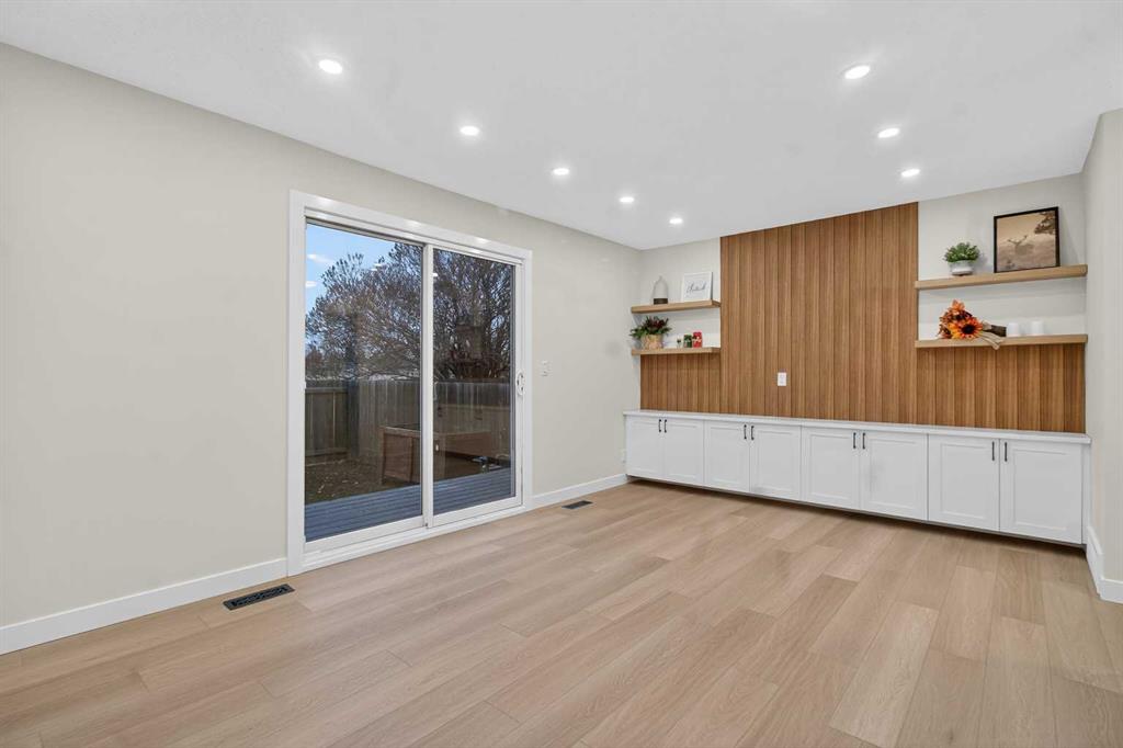 #25 6100 4 Avenue NE, Calgary, Alberta, T2A 5Z8