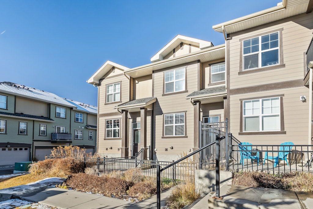 4 Evanscrest Gardens NW, Calgary, Alberta, T3P 0S1