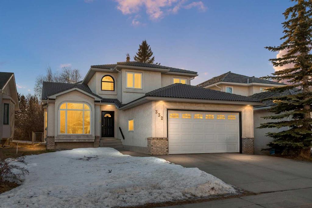 332 Hawkstone Close NW, Calgary, Alberta, T3G 3P2