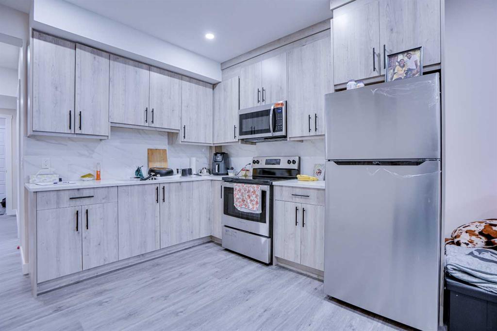 126 Saddlestone Park NE, Calgary, Alberta, T3J0Z5