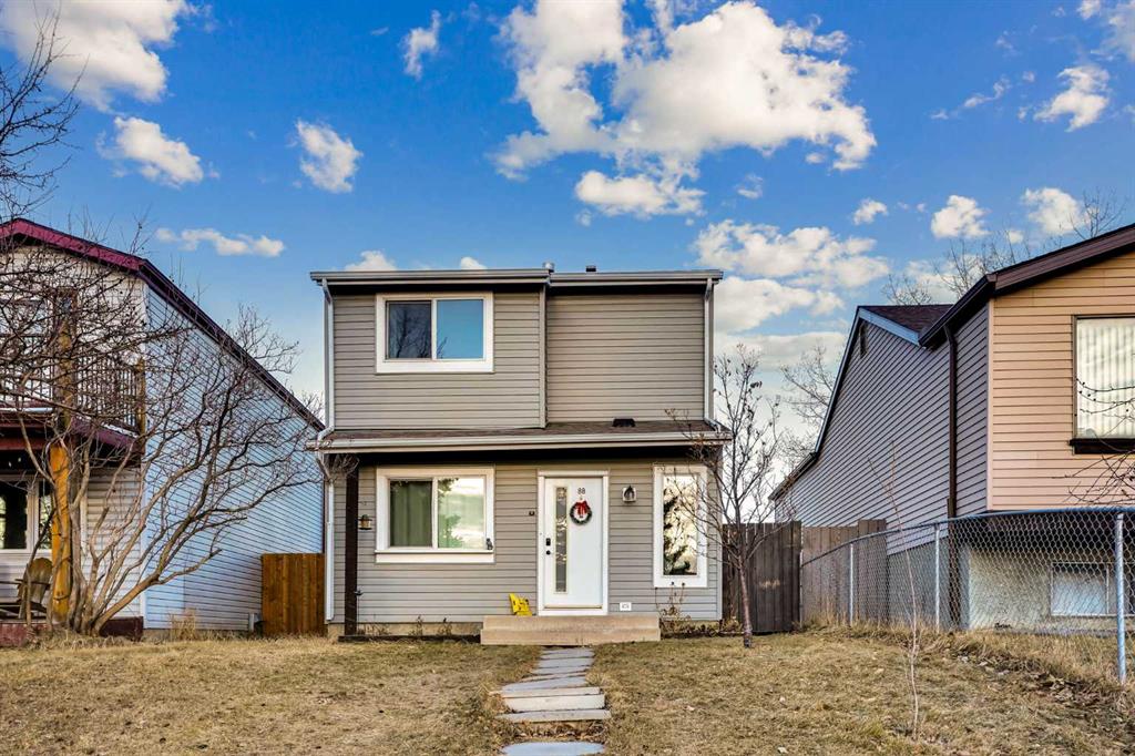 88 Abingdon Crescent NE, Calgary, Alberta, T2A 6S3