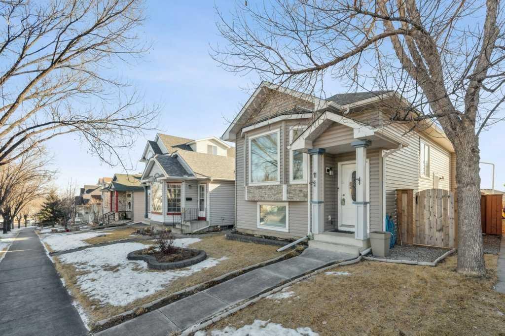 11 Somervale Drive SW, Calgary, Alberta, T2Y 3G3
