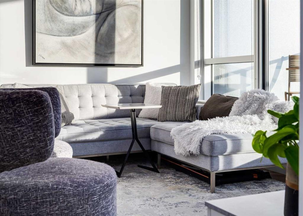 #312 8445 Broadcast Avenue SW, Calgary, Alberta, T3H 6B6