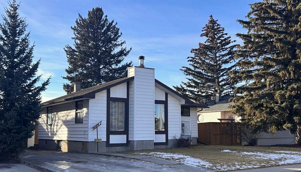 4647 29 Avenue NW, Calgary, Alberta, T3B 0J1