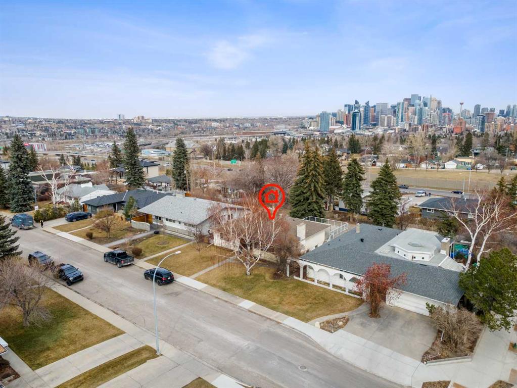 1738 Suffolk Street SW, Calgary, Alberta, T3C 2N2