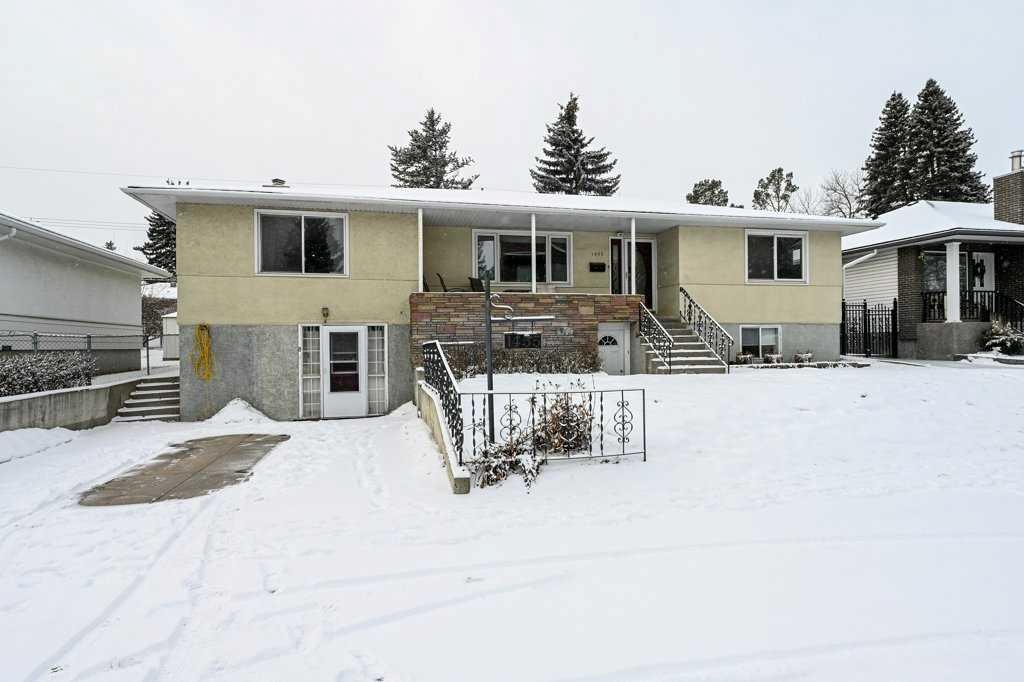 1455 Russell Road NE, Calgary, Alberta, T2E 5N2