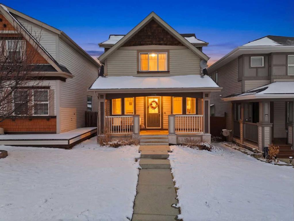 104 Panora Close NW, Calgary, Alberta, T3G 0G4