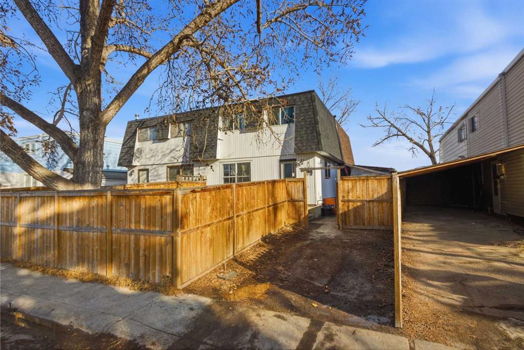 44 Doverdale Mews SE, Calgary, Alberta, T2B 1V9