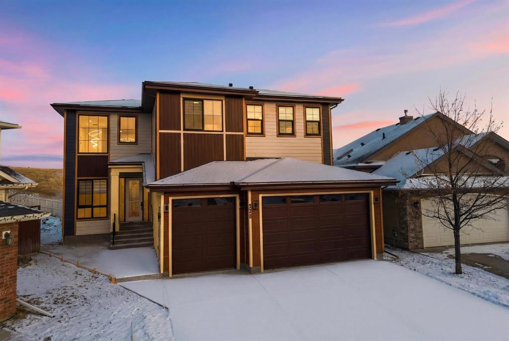 230 Royal Birch View NW, Calgary, Alberta, T3G 5J8