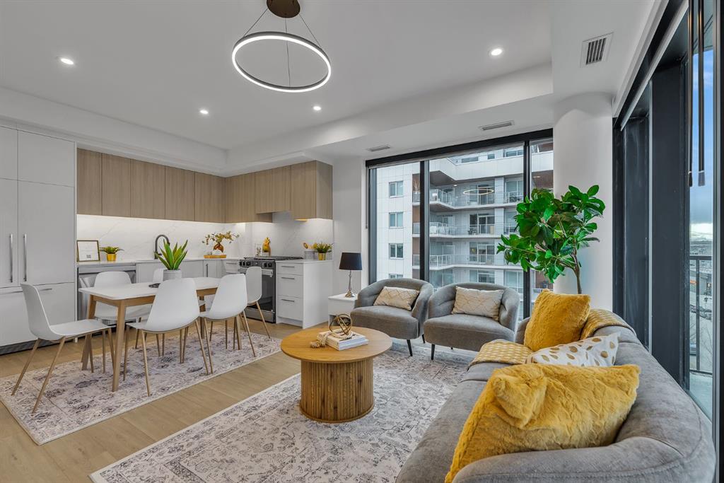 #513 8375 Broadcast Avenue SW, Calgary, Alberta, T3H6N2