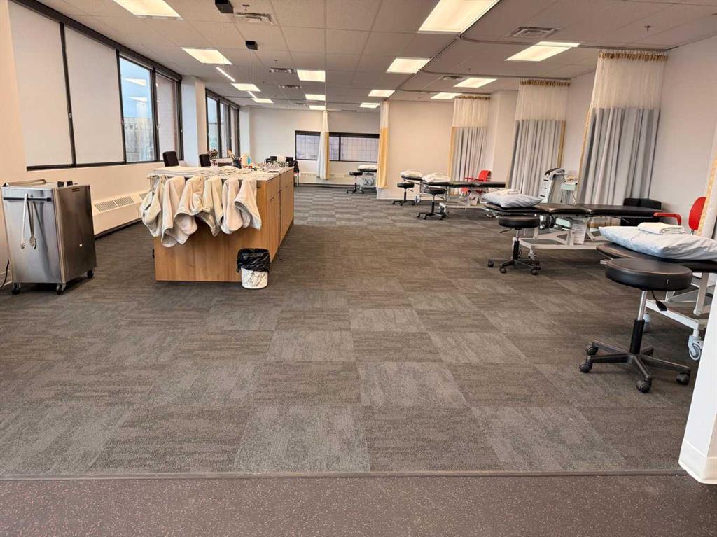 123 ANY Street NW, Calgary, Alberta, T3K 2P6