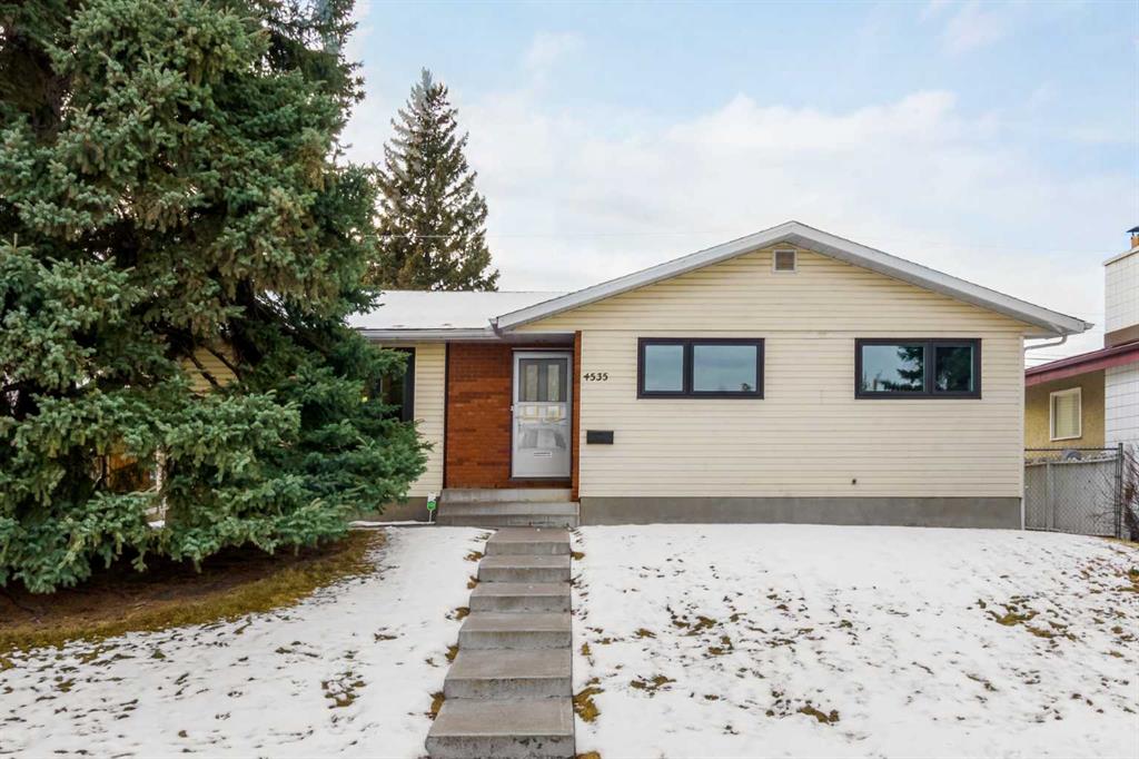 4535 Vandergrift Crescent NW, Calgary, Alberta, T3A 0J1