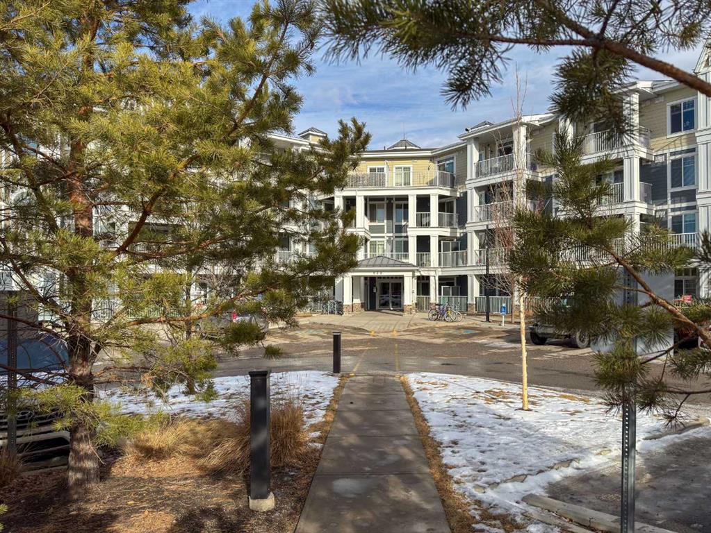 #212 130 Auburn Meadows View SE, Calgary, Alberta, T3M 2P3