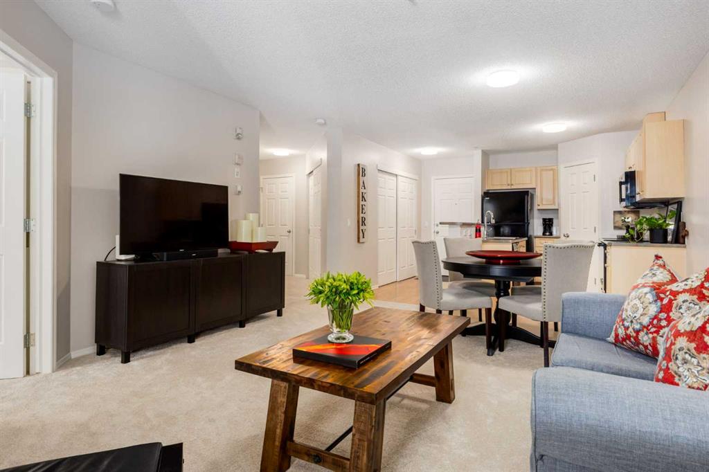 #110 270 Shawville Way SE, Calgary, Alberta, T2Y 3Z7