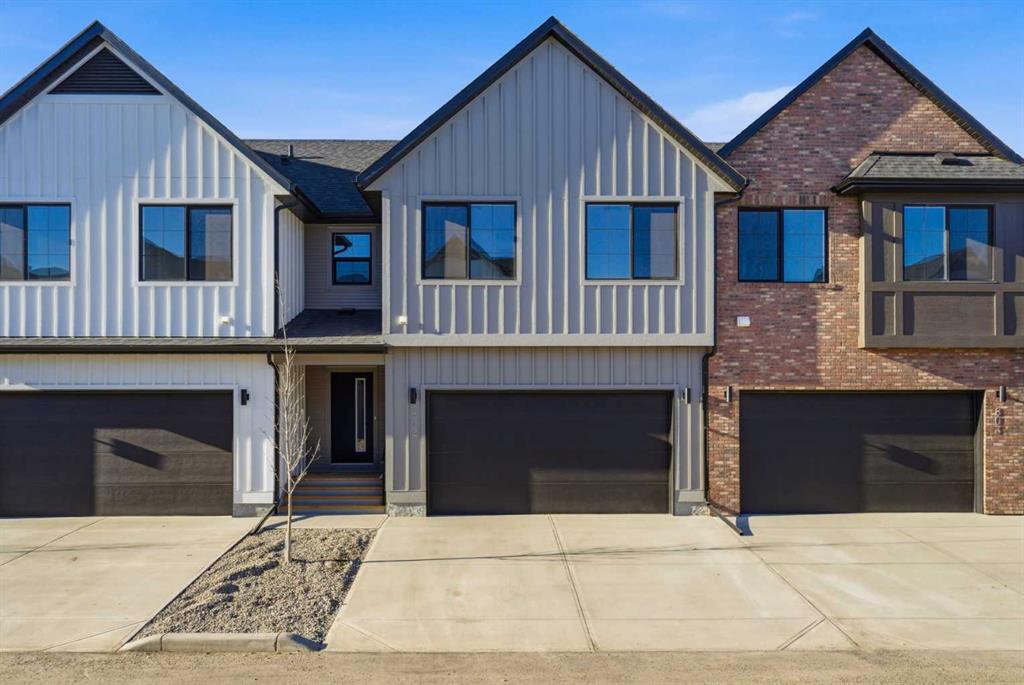 #802 201 Cooperswood Green SW, Airdrie, Alberta, T3B3Y6