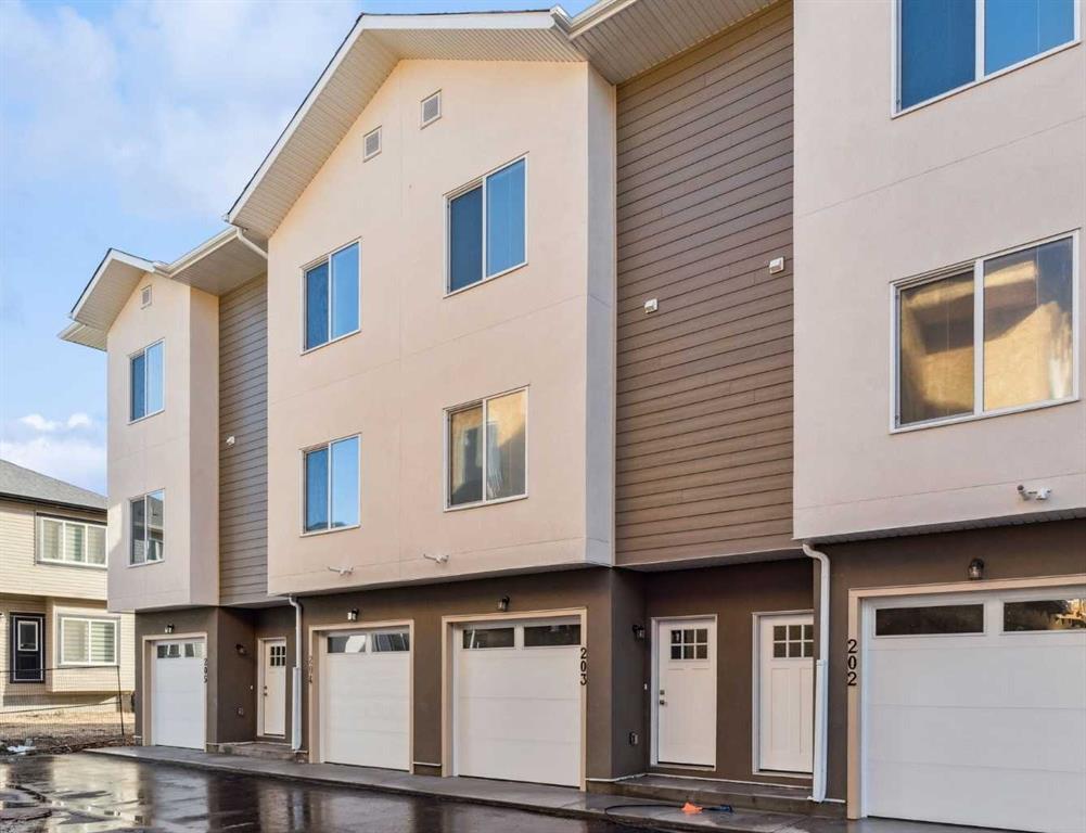 #204 95 Saddlecrest Circle NE, Calgary, Alberta, T3J0Z2