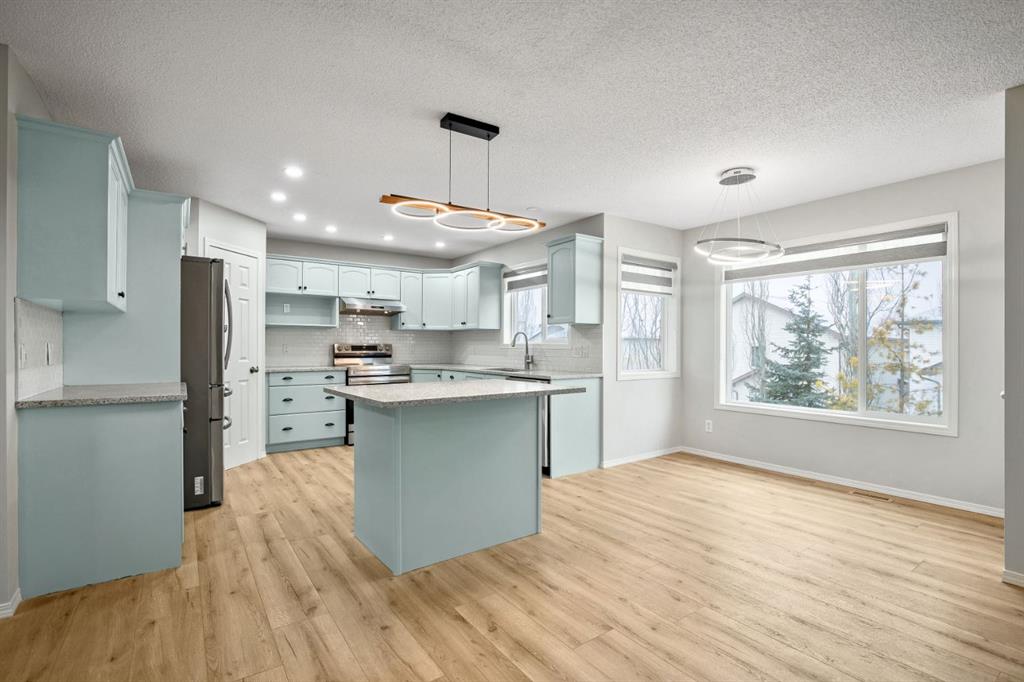 104 Cove Crescent, Chestermere, Alberta, T1X 5J1