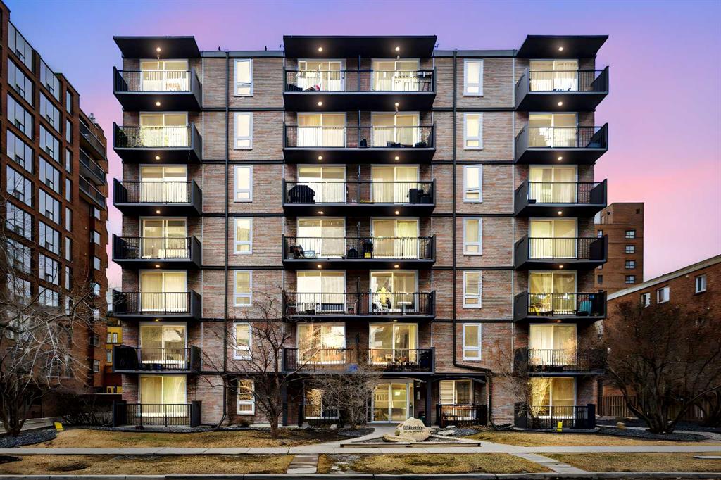 #202 1015 14 Avenue SW, Calgary, Alberta, T2R 0N9