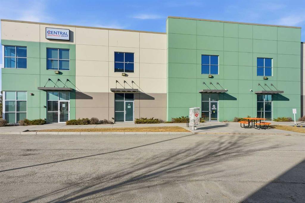 #1018 10748 74 Street SE, Calgary, Alberta, T2C 5N6