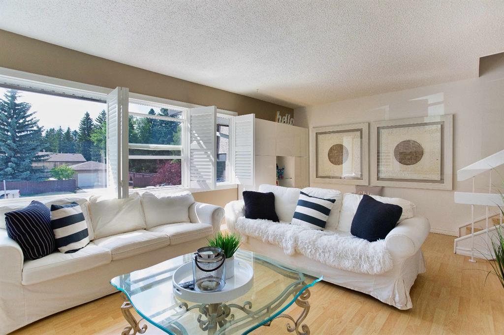 354 Brae Glen Road SW, Calgary, Alberta, T2W 1B6