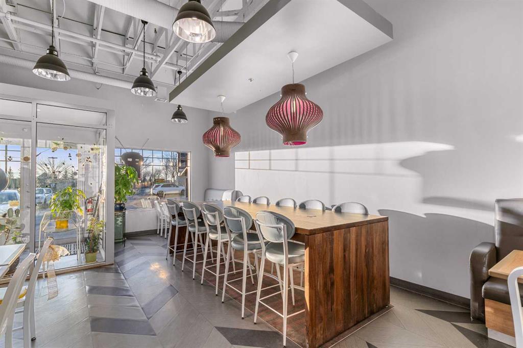 #104 1851 Sirocco Drive SW, Calgary, Alberta, T3H 4R5