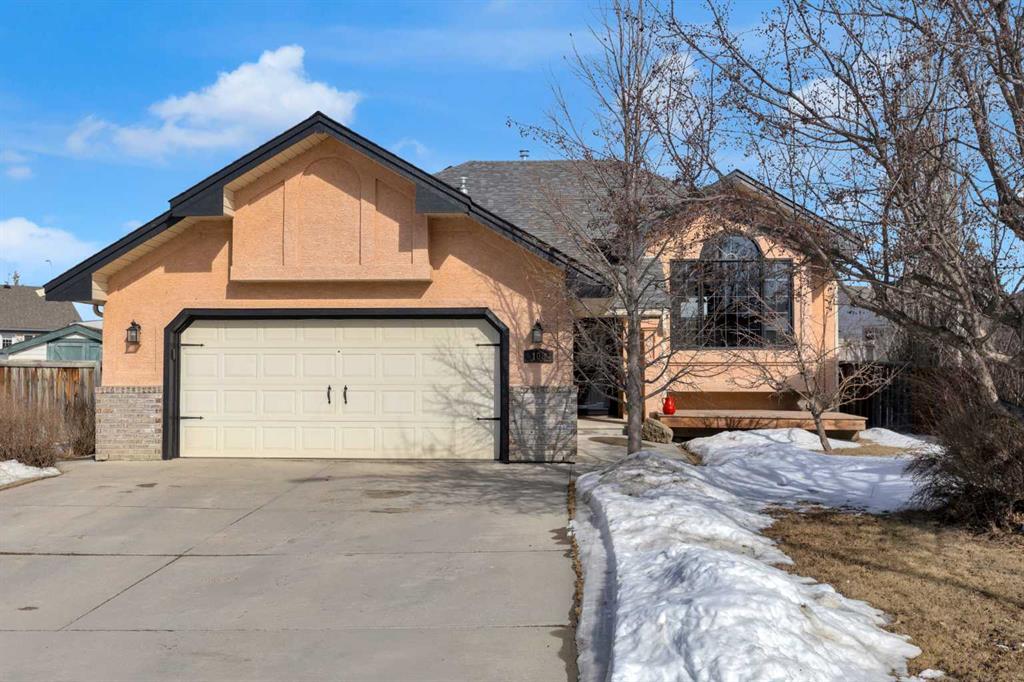 108 West Terrace Bay, Cochrane, Alberta, T4C1R7