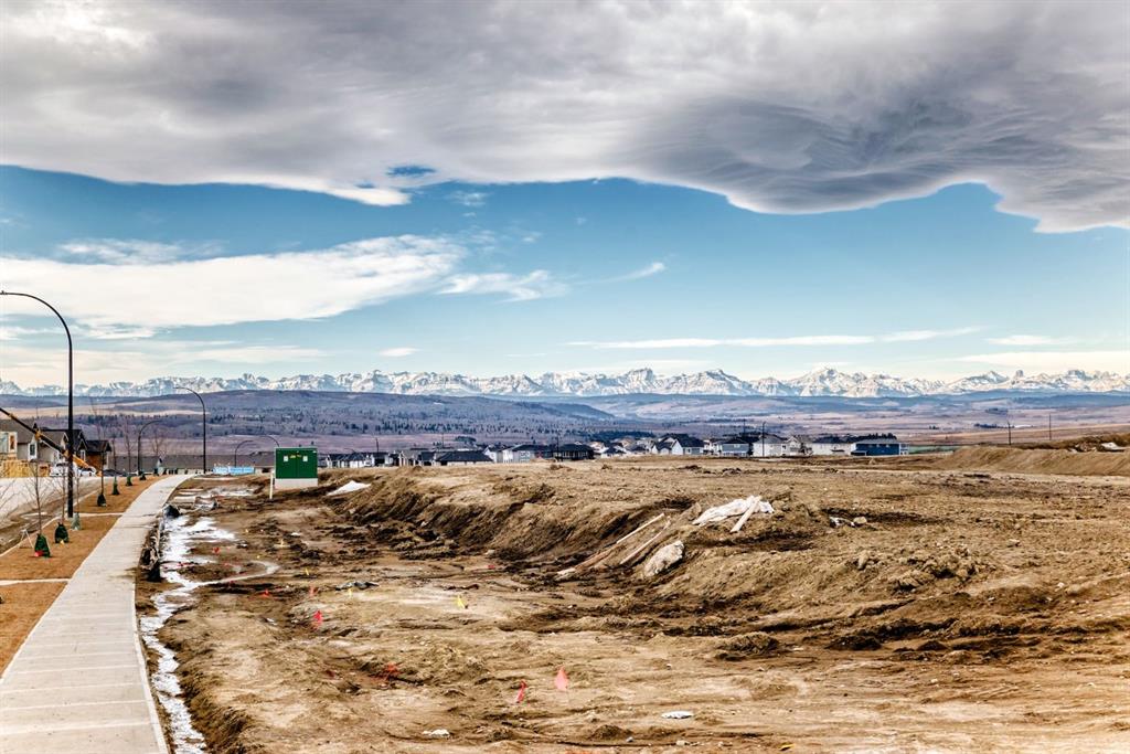 508 Heritage Boulevard, Cochrane, Alberta, T4C 3K9