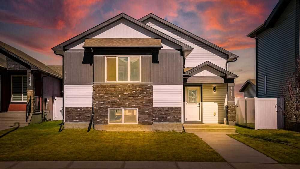 1212 Iron Landing Way, Crossfield, Alberta, T0M0S0