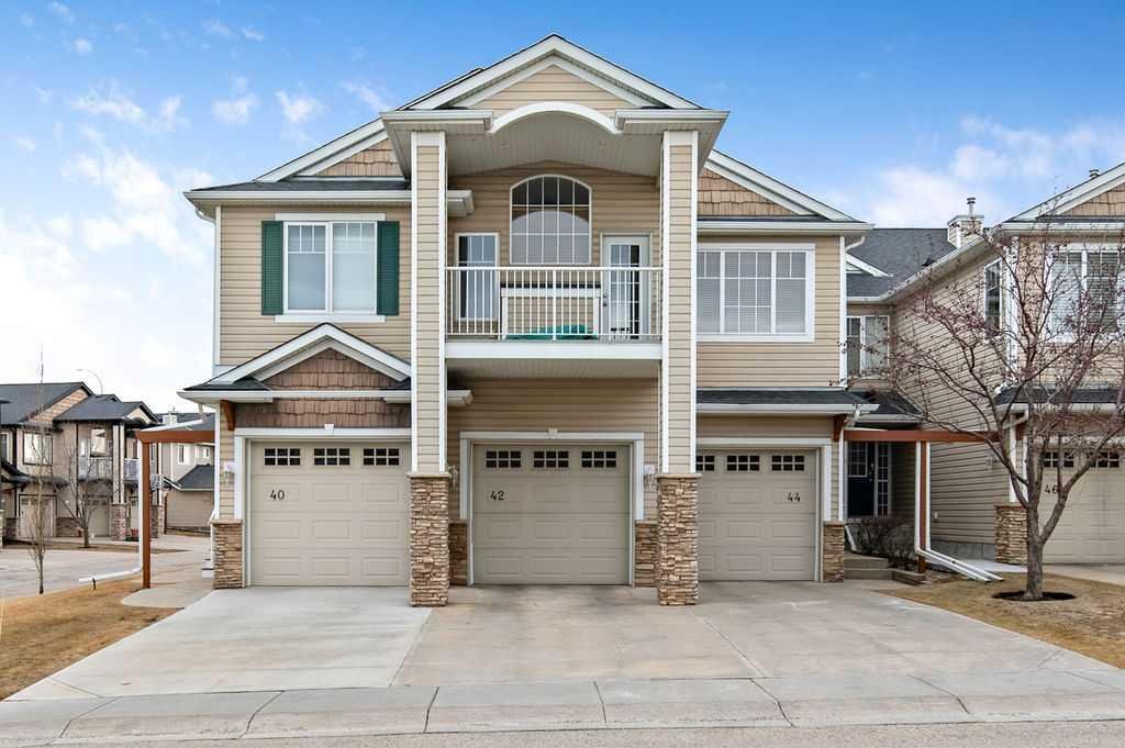 42 Royal Birch Mount NW, Calgary, Alberta, T3G 5W9