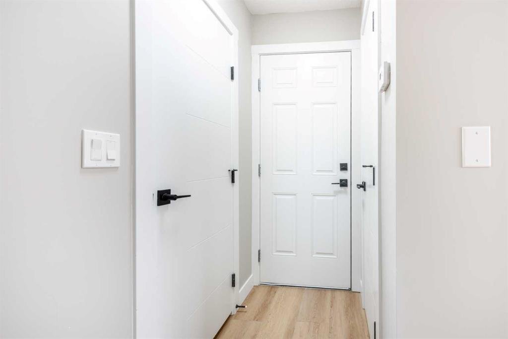 7620 27 Street SE, Calgary, Alberta, T2C 1E7