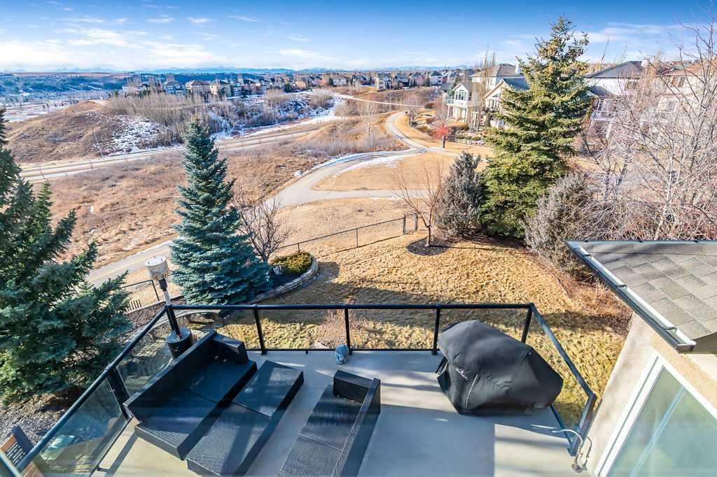 208 Tuscany Ravine View NW, Calgary, Alberta, T3L 2W2